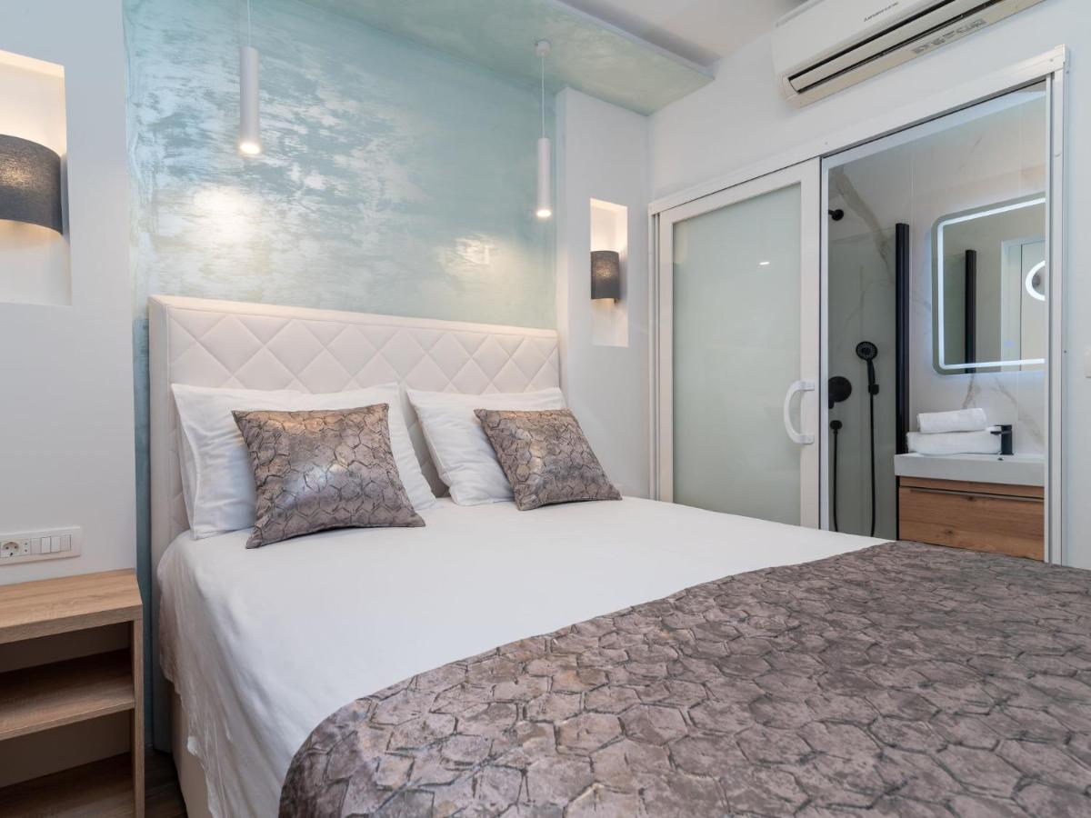 Apartment Mornar-3 By Interhome Trogir Exterior foto