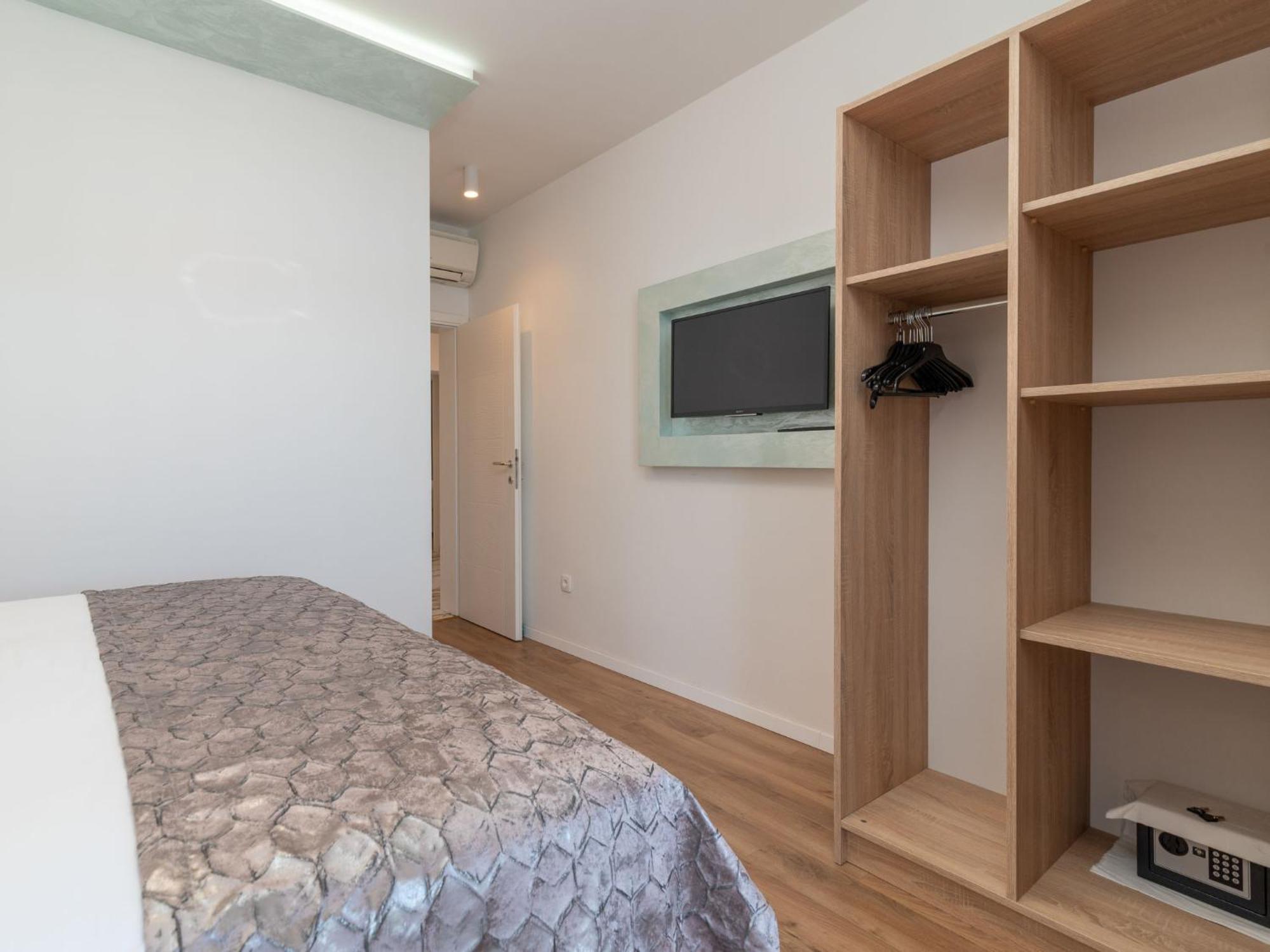 Apartment Mornar-3 By Interhome Trogir Exterior foto
